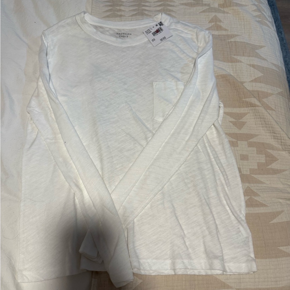 American Eagle Outfitters White Long Sleeve Tee